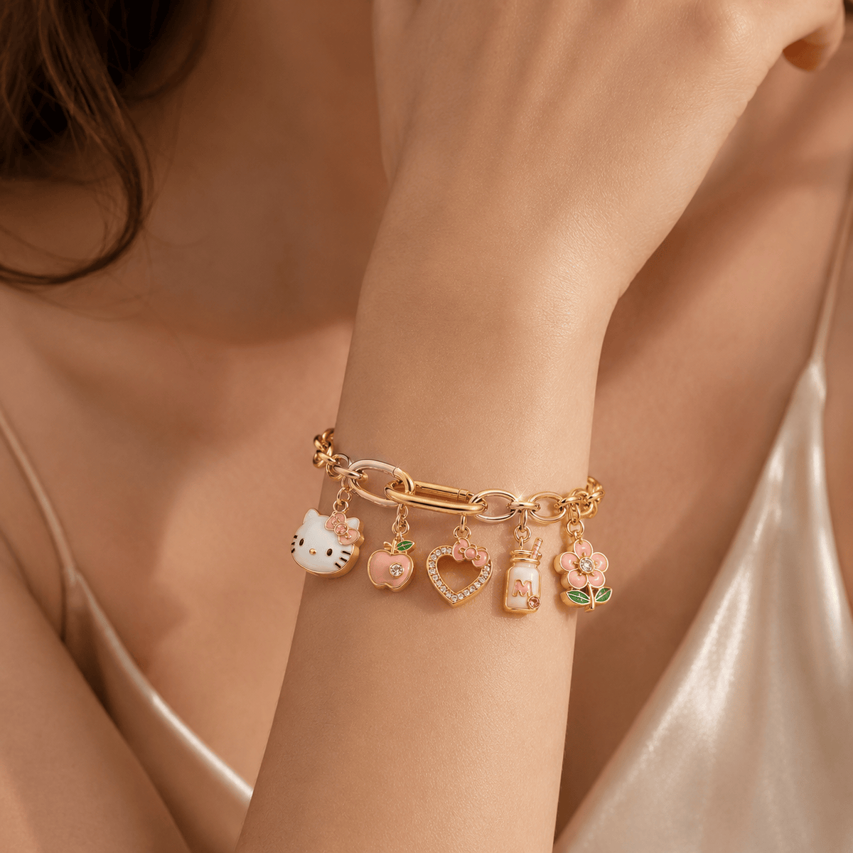 HLKT Gold Charm Bracelet Set BMD
